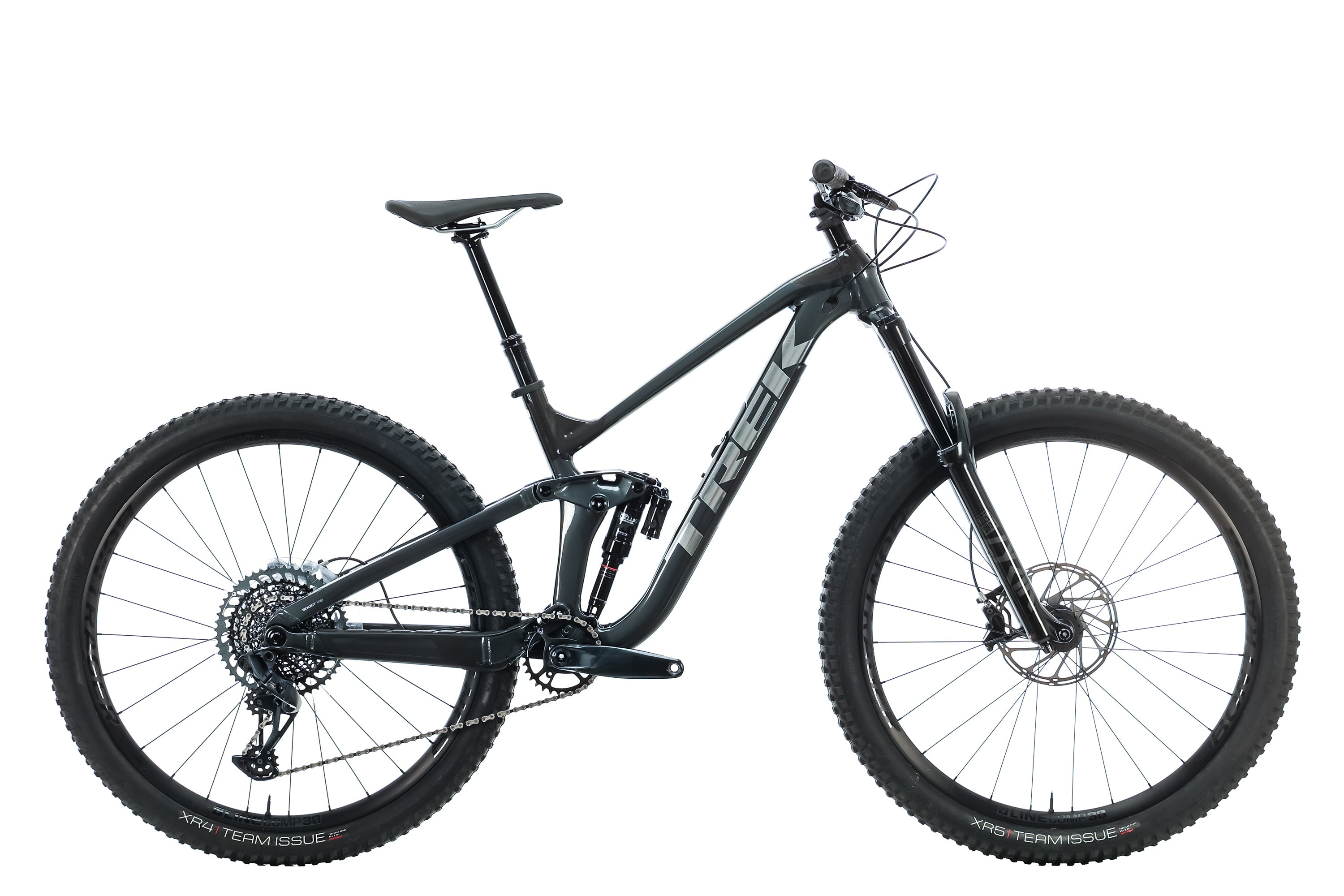 Trek Slash 8 Mountain Bike - 2022, Medium | The Pro's Closet