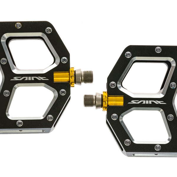 Shimano Saint PD-M828 Flat Pedals For Downhill, Enduro, Dirt Jump - Black & Gold, Aluminum, 9/16", Brand New