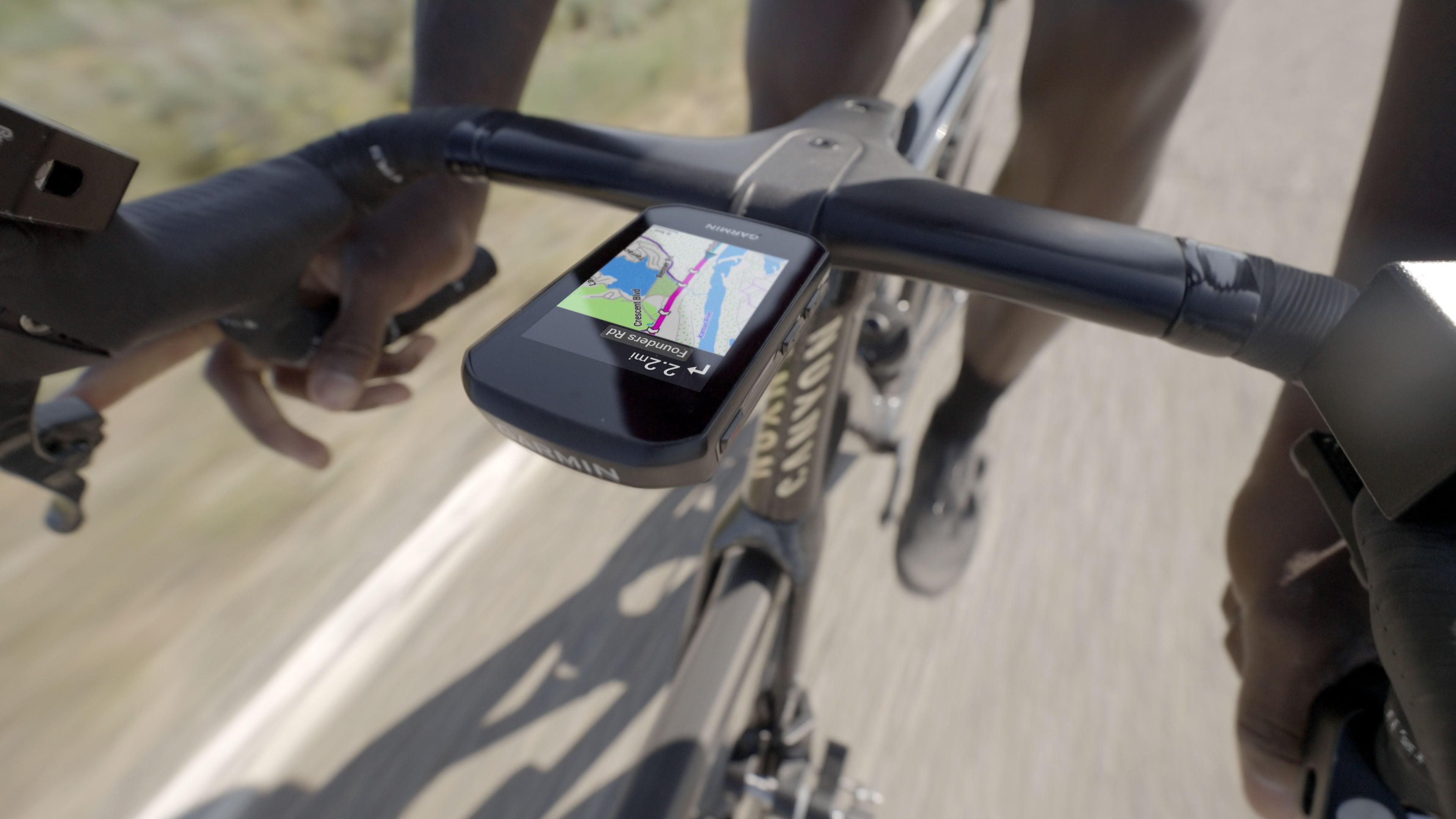Garmin Edge 550 vs 850: Choosing Between Garmin's New Compact