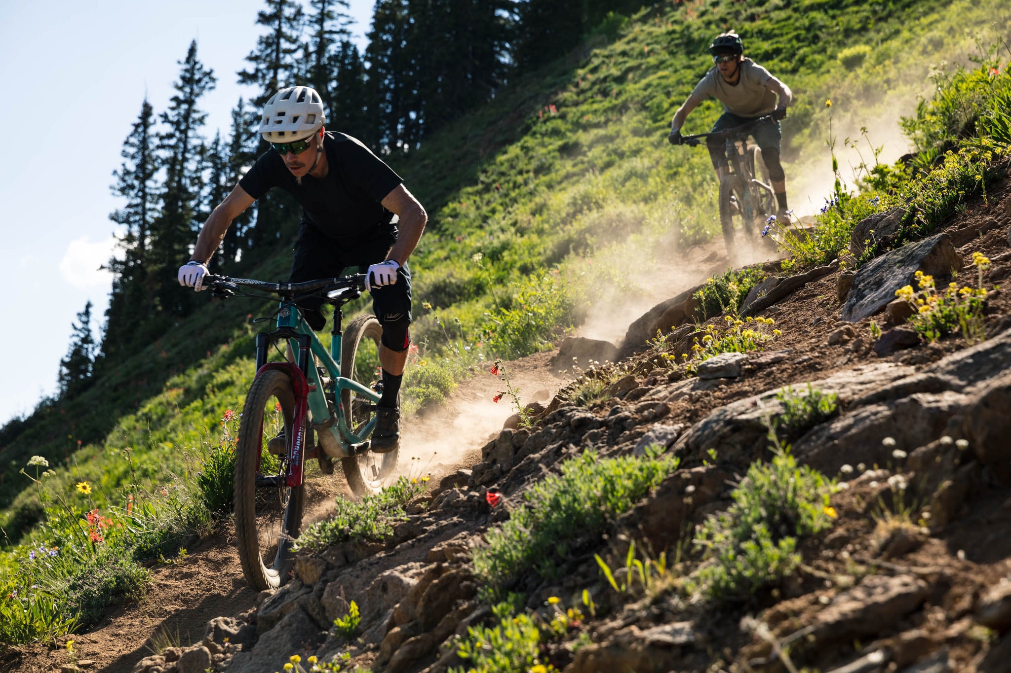 Yeti Mountain Bikes: Which Yeti MTB is Right For You - Trail, XC, Enduro?