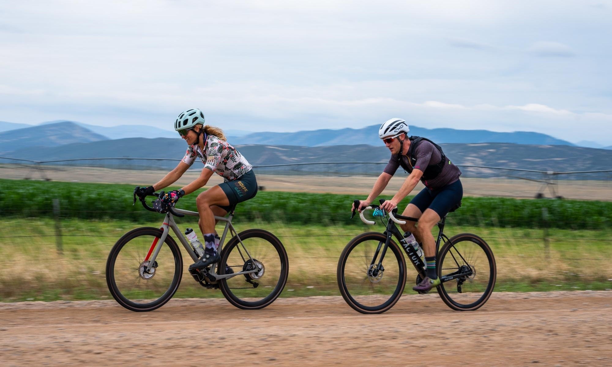 The Best, Most Popular Gravel Tires for Pavement: Gravel Bike Tire Buying  Guide | The Pro's Closet