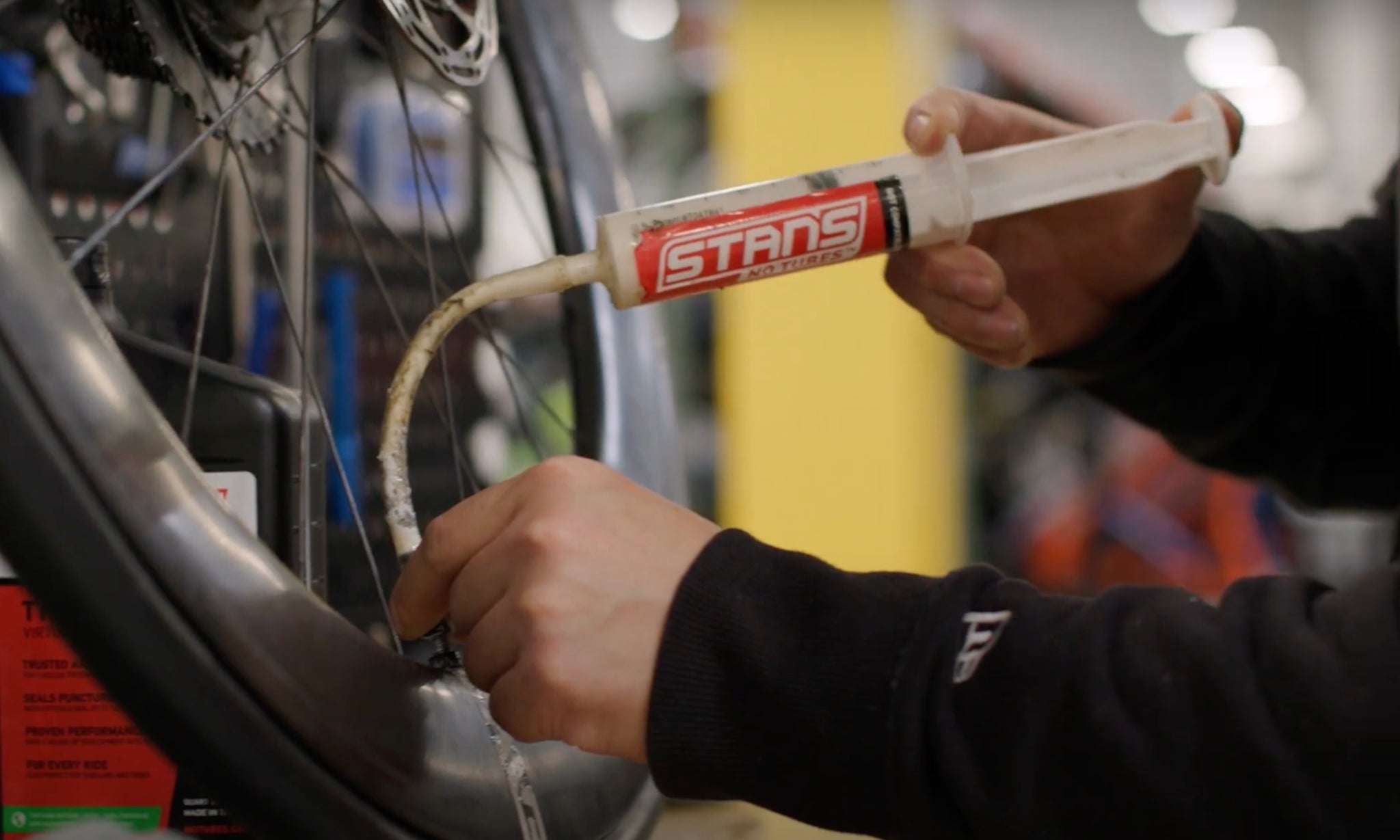 How To Install Tubeless Road Tires the Easy Way