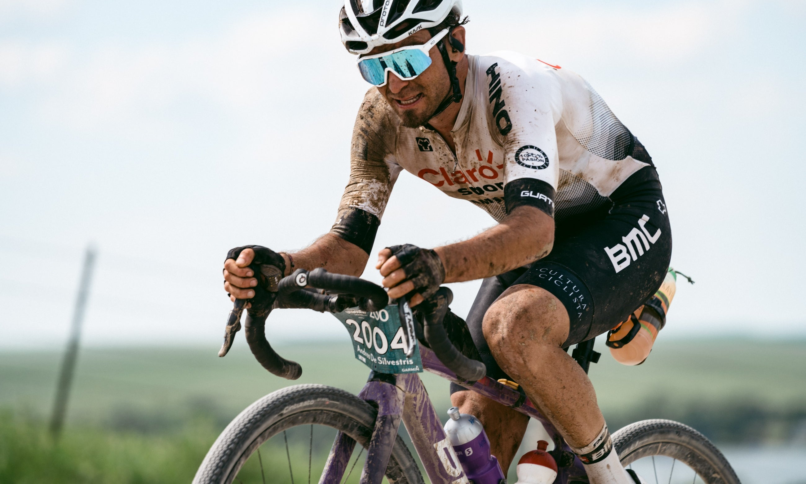 How To Get More Aero on Your Gravel Bike | The Pro's Closet