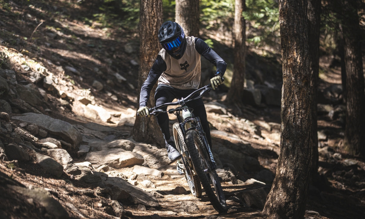 Get the Look: Dress Like a Pro With Fox Racing MTB Apparel
