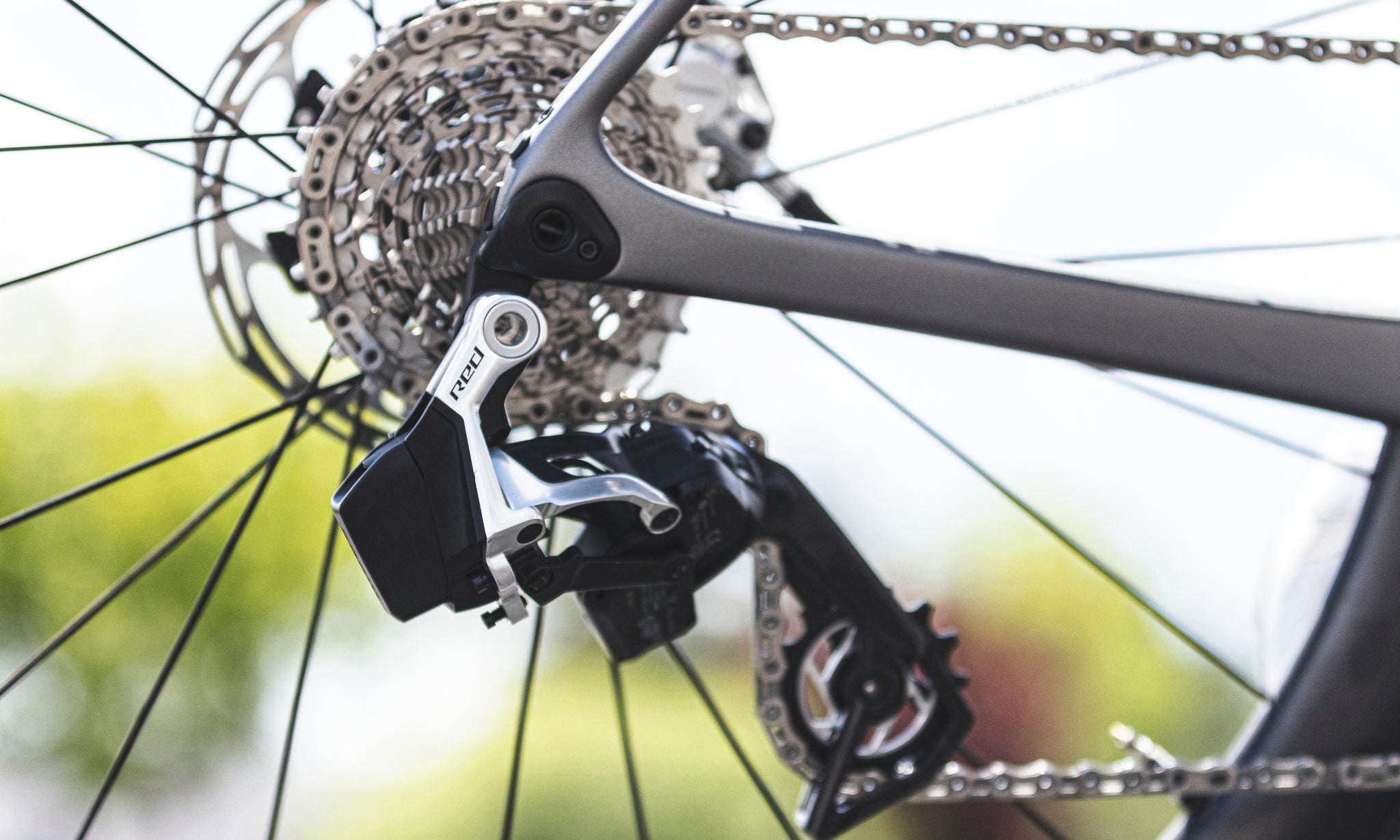 Sram SRAM Drivetrains Explained: The Road, Gravel, and MTB Groupset Hierarc ...