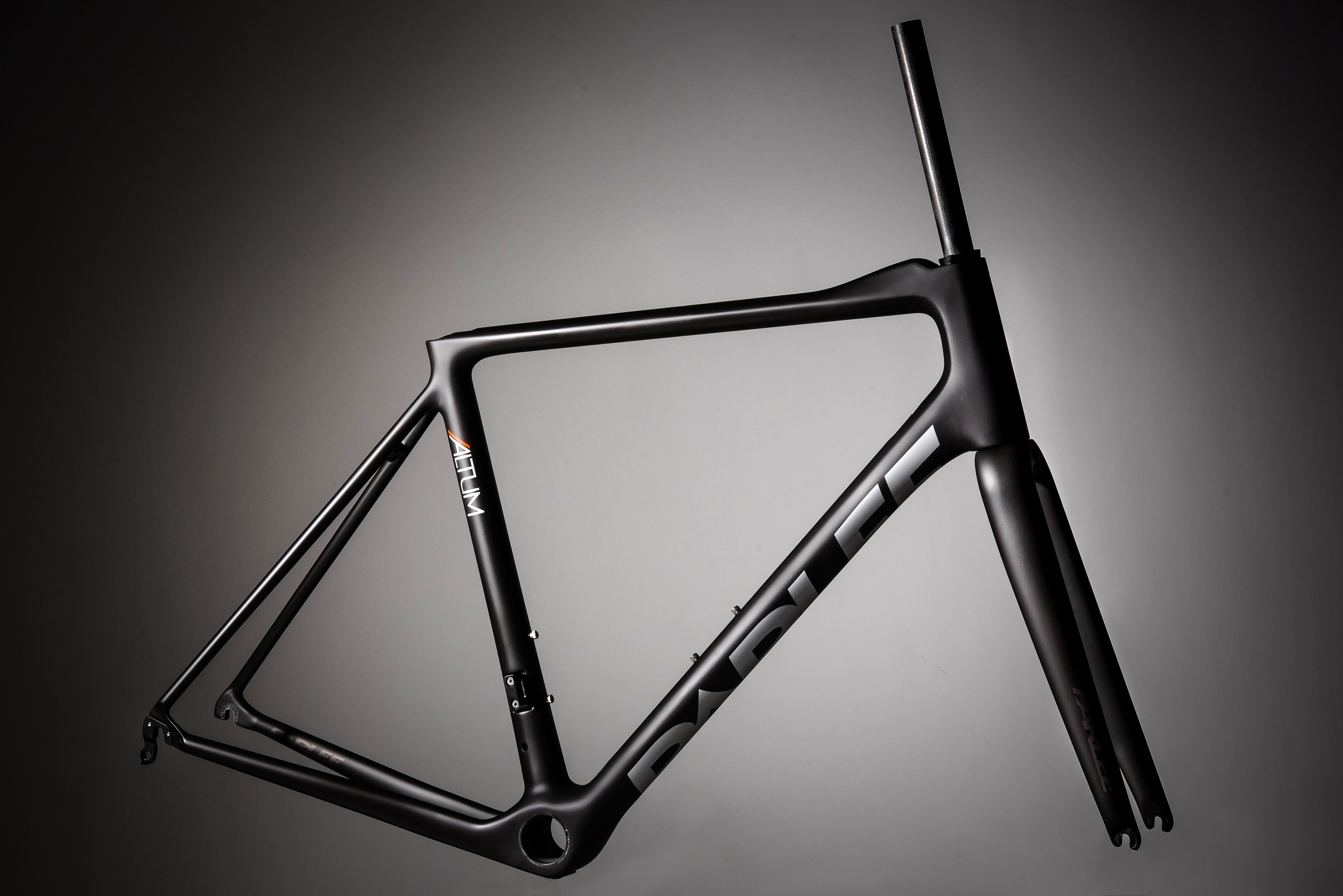 Parlee Altum-R Review | The Pro