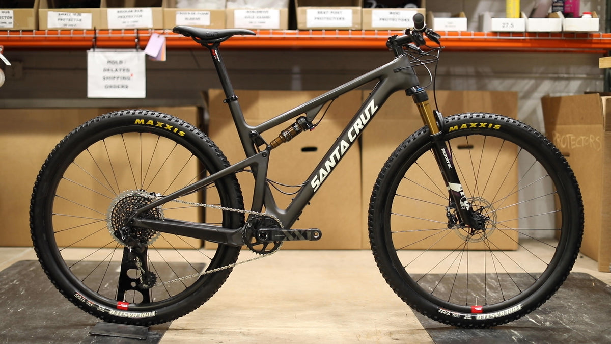 Santa Cruz Blur 2019 Review | The Pro