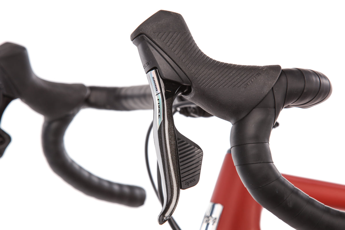 Strato Base/seta Cross Country – Nero Con Stelle Sparse Rosso/argento – GGGear, UK