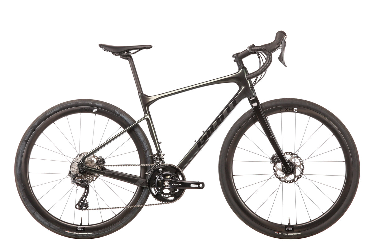 giant revolt advanced 0 gravel bike Giant Revolt Advanced 0 Gravel Bike - 2021, Medium | The Pro's Closet