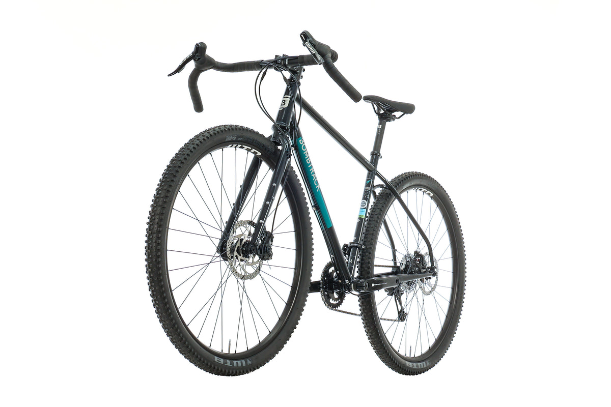 Bombtrack Beyond 1 Glossy Metallic Black Touring