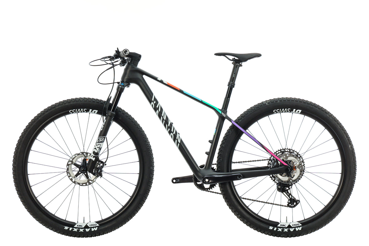 Canyon Exceed CF SLX 8 Mountain Bike - 2023, X-Small | The Pro's