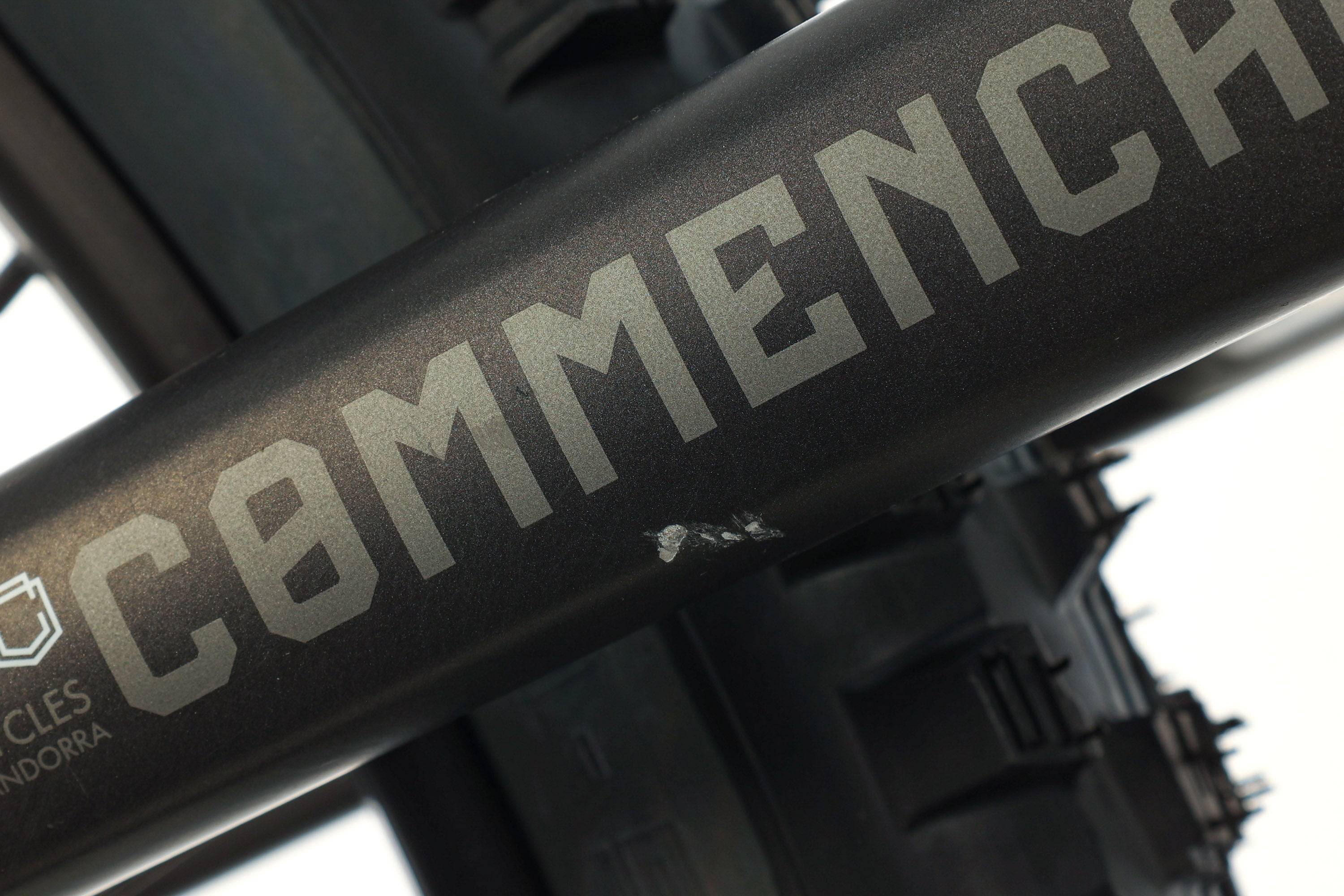 Commencial Icon Commencal META SX V4 Mountain Bike - 2022, Large | The Pro's Closet ...