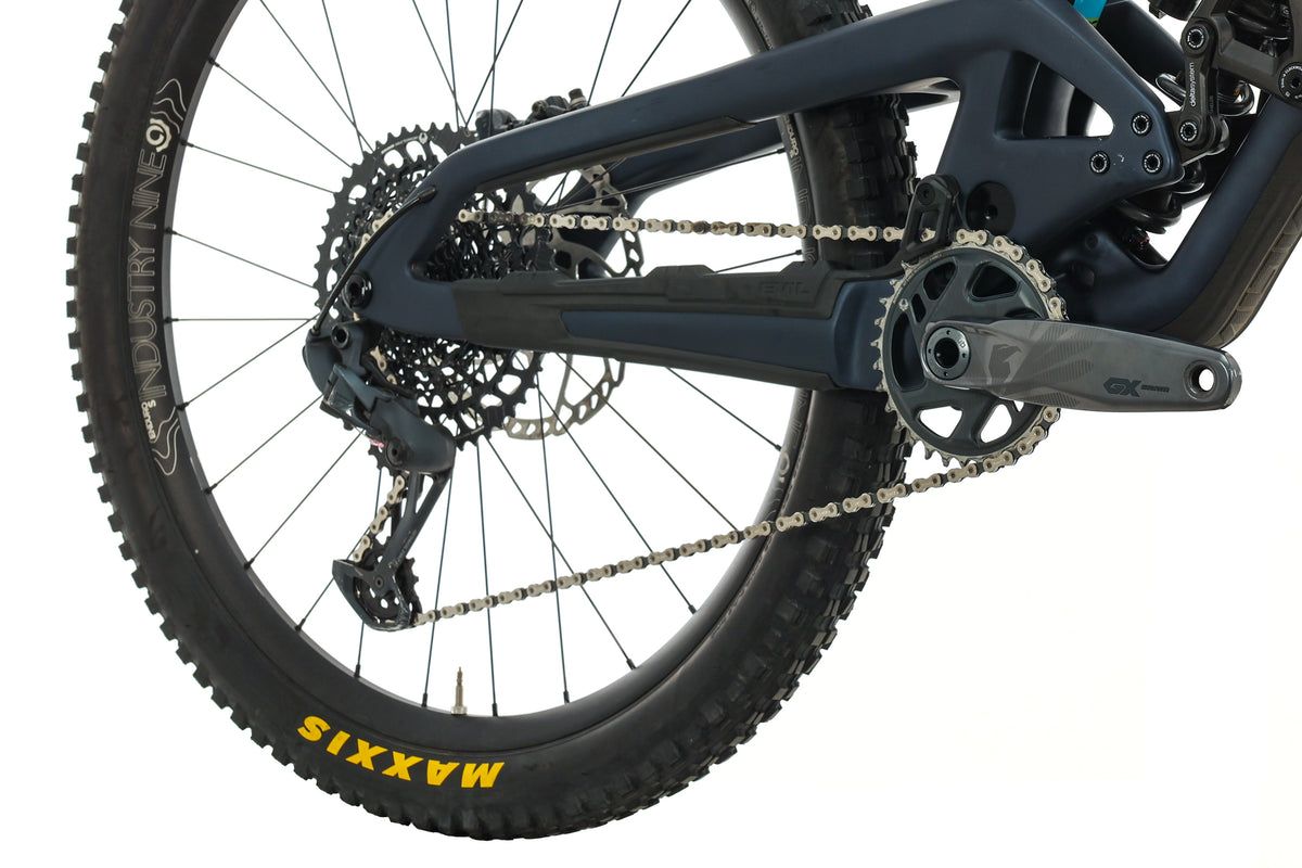 Evil Insurgent LS SRAM GX Mechanical i9 Hydra Mountain Bike