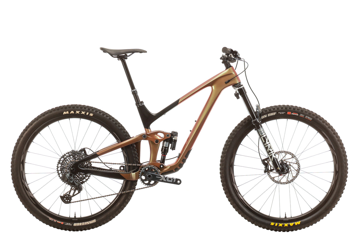 Giant Trance X Advanced Pro 29 Special Edition Mountain Bike - 2023, Medium | The Pro's Closet Giant Trance X Advanced Pro 29 Special Edition Mountain Bike - 2023, Medium | The Pro's Closet