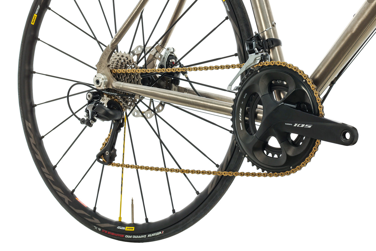 Lynskey R255 Disc Lynskey R250 Disc Road Bike - 2017, Large | The Pro's Closet