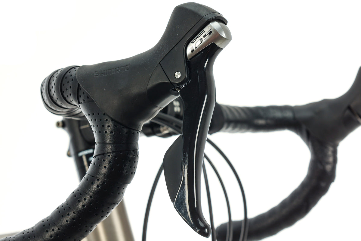 Lynskey R255 Disc Lynskey R250 Disc Road Bike - 2017, Large | The Pro's Closet