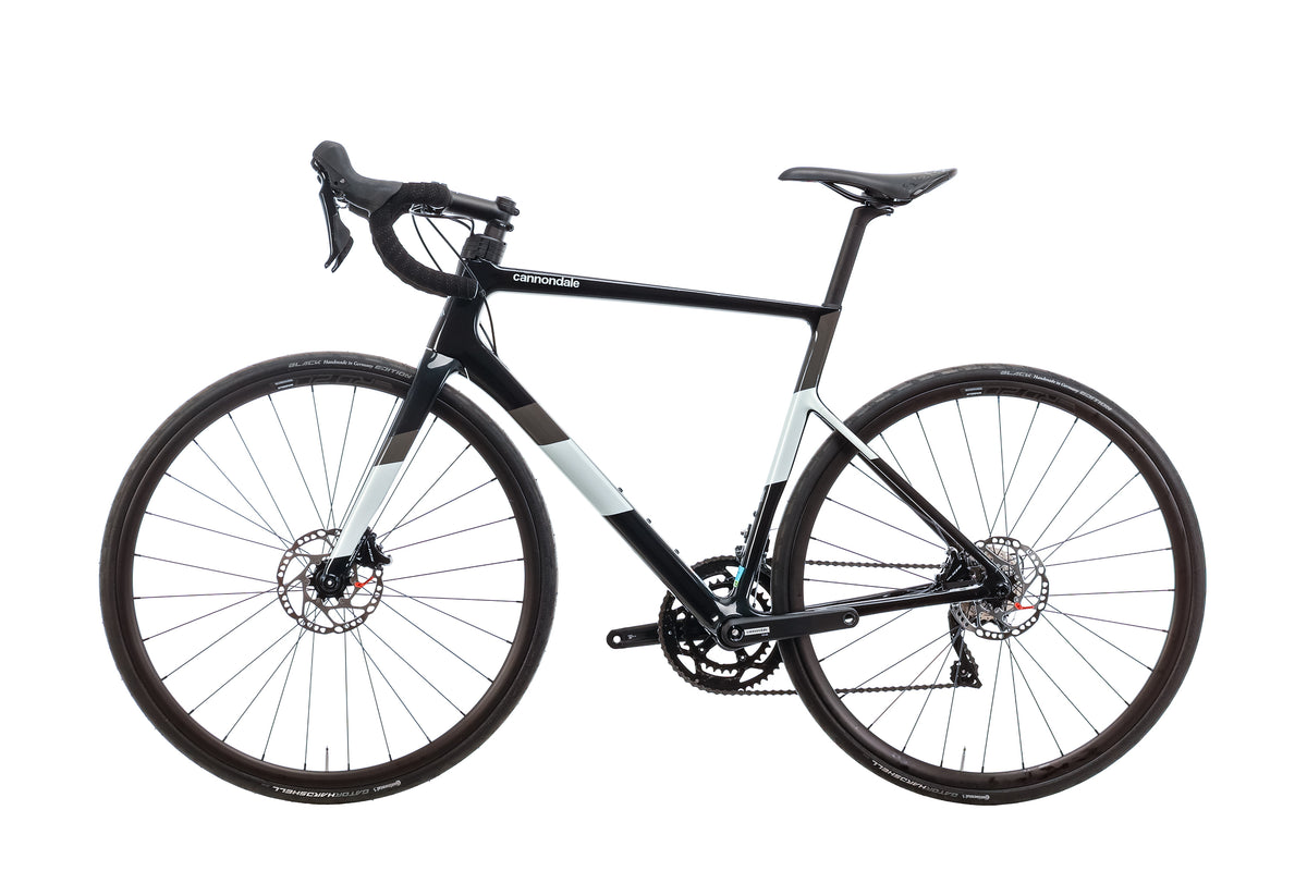 Cannondale SuperSix EVO Carbon Disc 105 Road Bik | The Pro's Closet