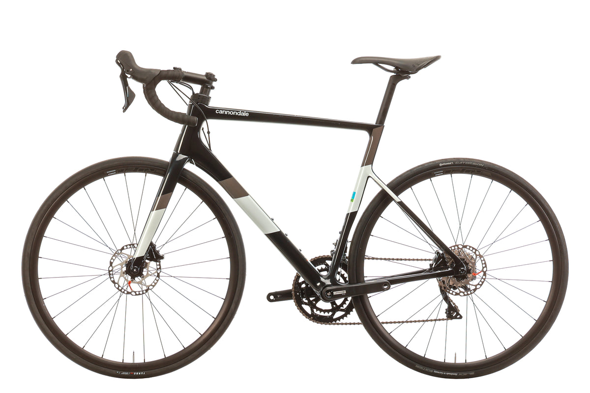 Cannondale SuperSix EVO Carbon Disc 105 Road Bik | The Pro's Closet
