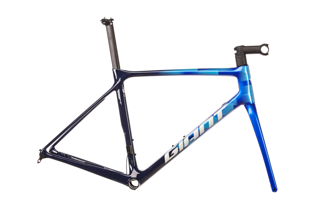 Giant TCR Advanced Pro Med/Large Frameset - 2024 | The Pro's
