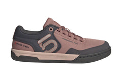 5 ten flat pedal shoes Five Ten Women's Freerider Pro Canvas Flat Shoes