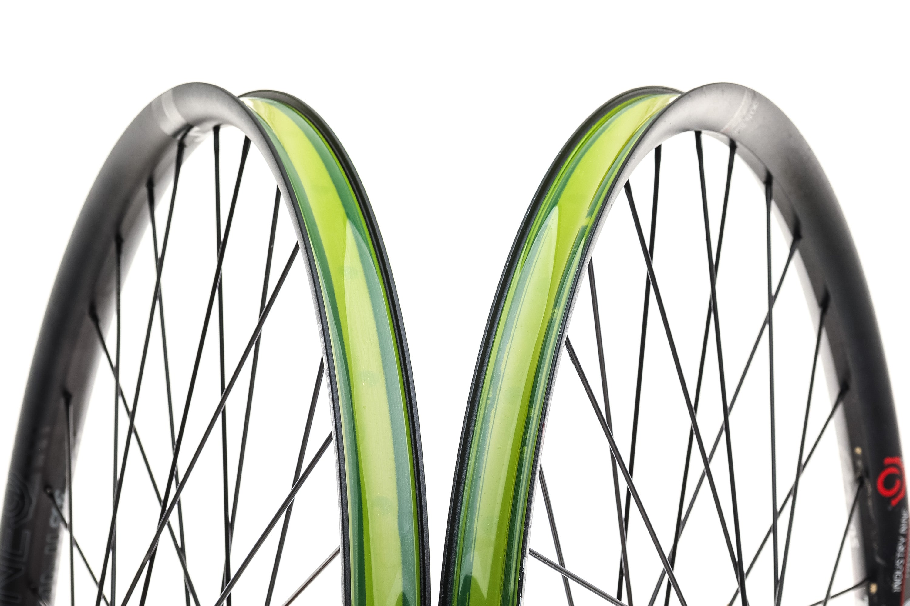 Industry Nine Enduro 305 V3 Aluminum Tubeless 27 5 Wheelset The Pro industry-nine-enduro-305-v3-aluminum-tubeless-27-5-wheelset-the-pro