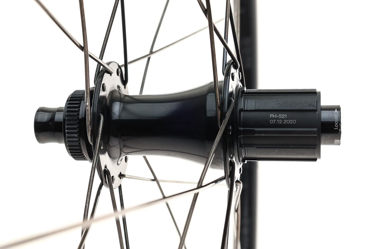 Rompeng R470 DT Swiss R470 Aluminum Tubeless 700c Wheelset | The Pro's Closet | WHL10168