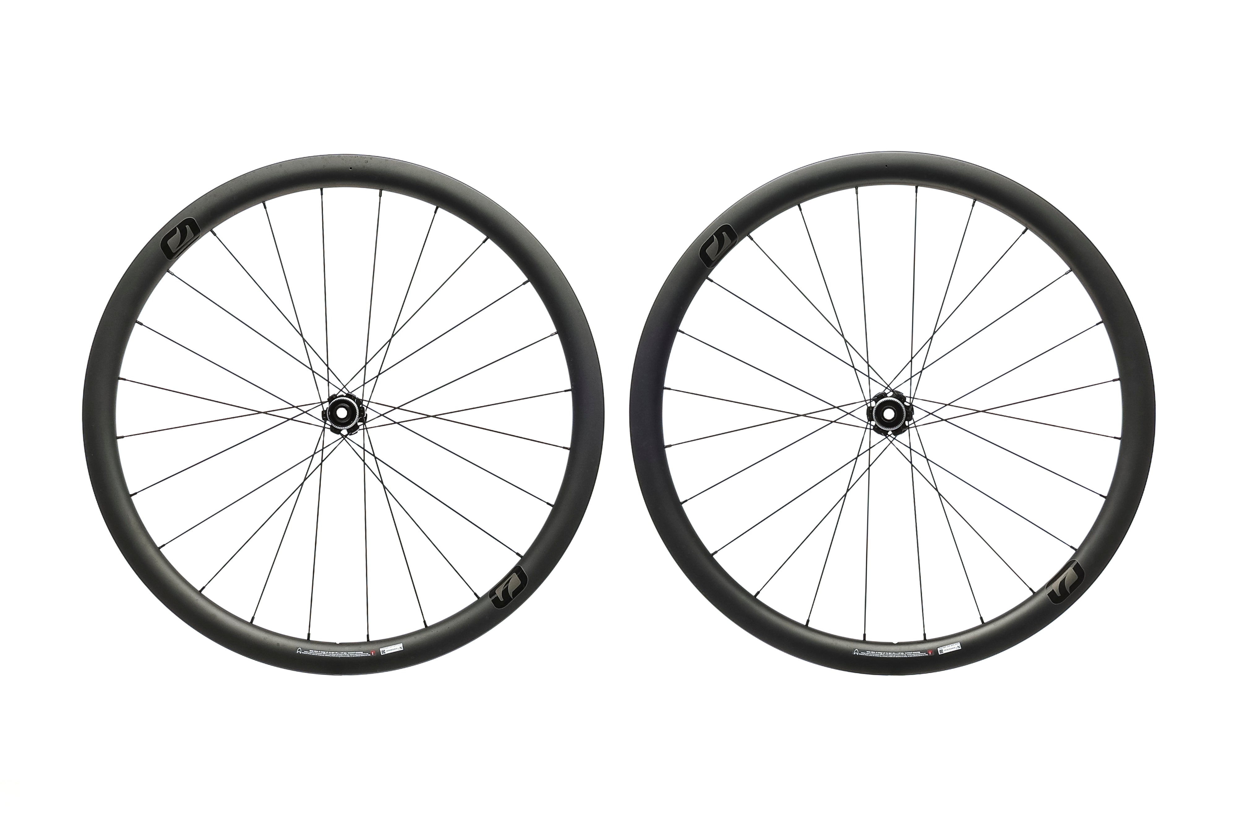 パーツ MOST ULTRAFAST 40 DISC MOST Ultrafast 40 Disc Carbon Tubeless 700c Whee | The Pro's Closet