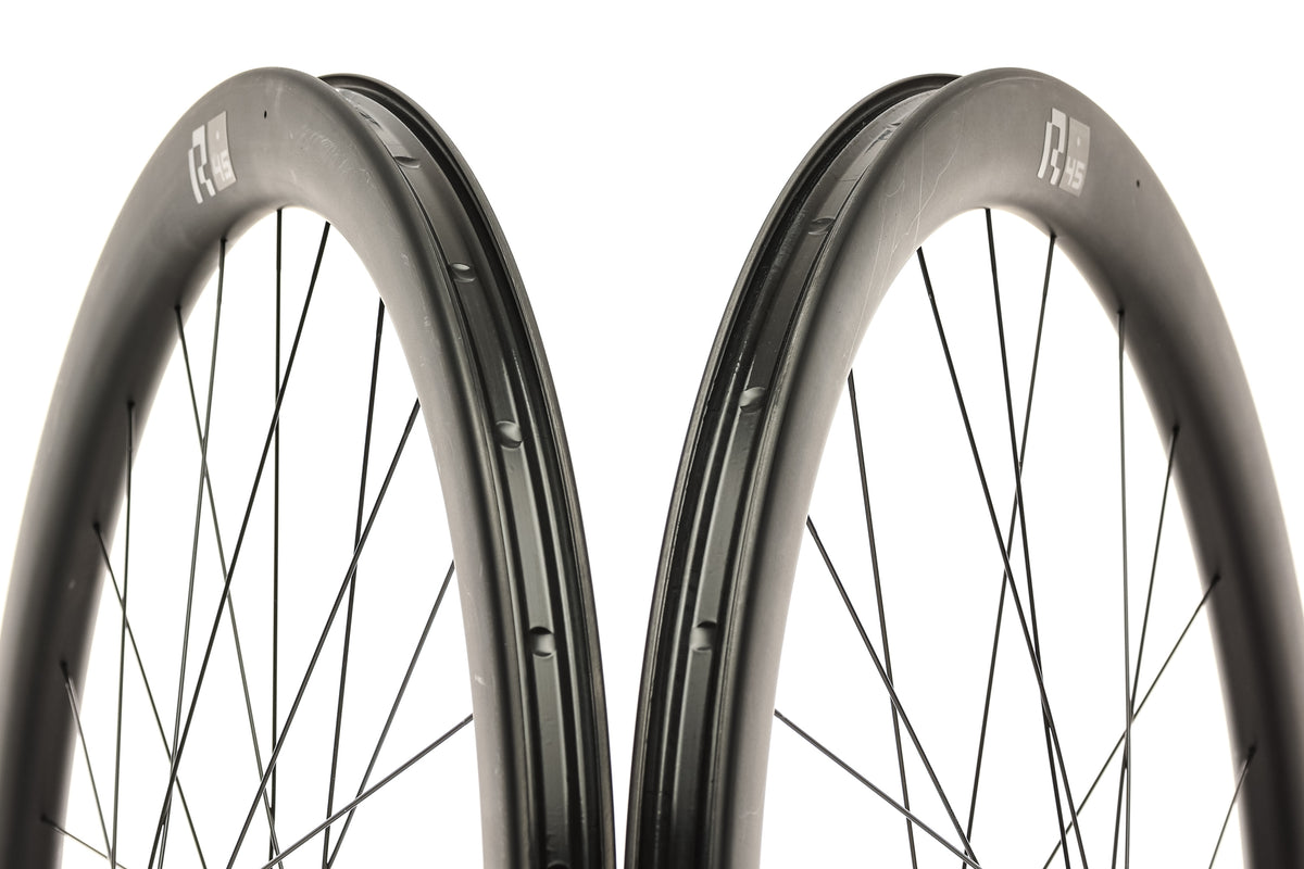 Cannondale HollowGram R45 Carbon Tubeless 700c W | The Pro's Closet