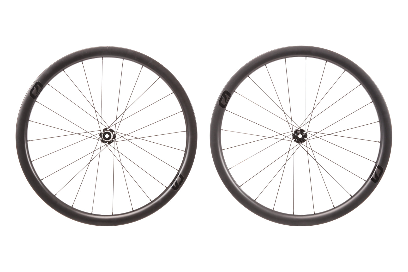 Most Ultrafast 40 Carbon Tubeless 700c Wheelset | The Pro's Closet