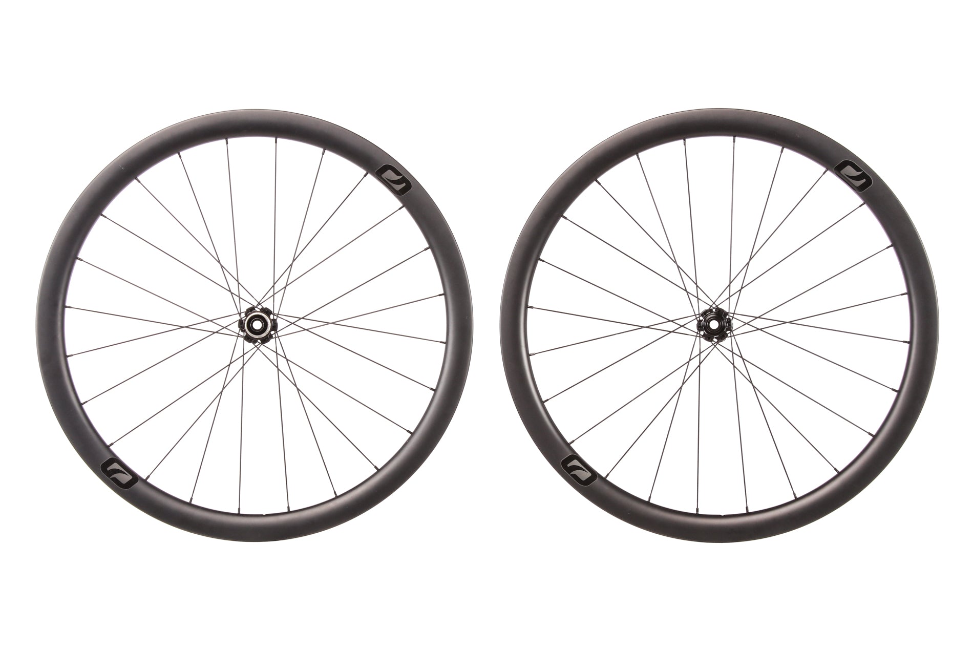 Most Ultrafast 40 Carbon Tubeless 700c Wheelset | The Pro's Closet