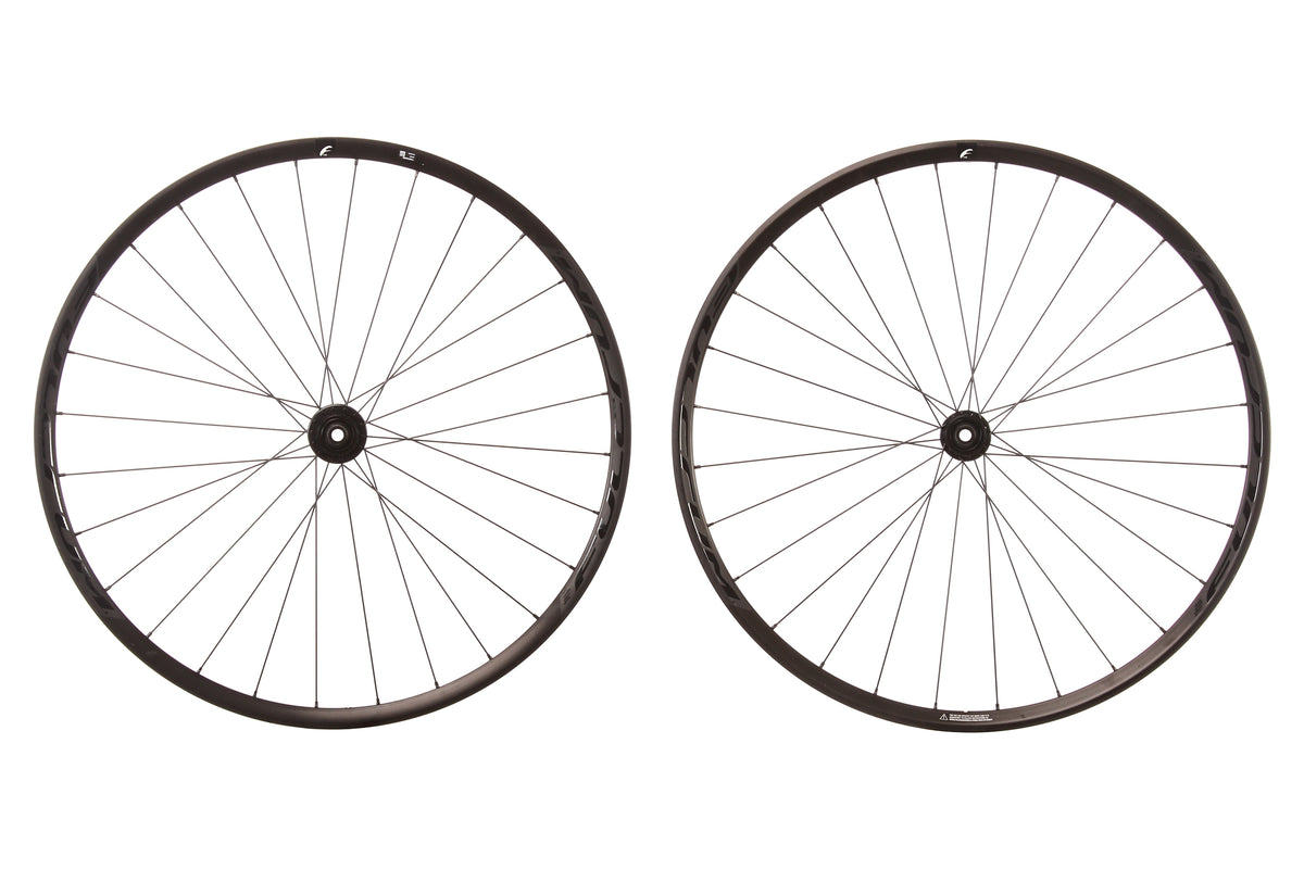 Fulcrum Racing 900 DB Aluminum Tubeless 700c Whe | The Pro's Closet