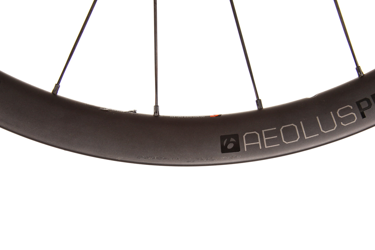 Bontrager Aeolus Pro 3 TLR Carbon Tubeless 700c Wheelset | The