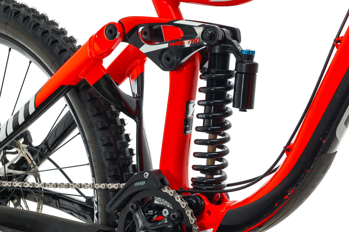 Giant Glory Downhill Bike 2018, Large Weight, Price, Specs