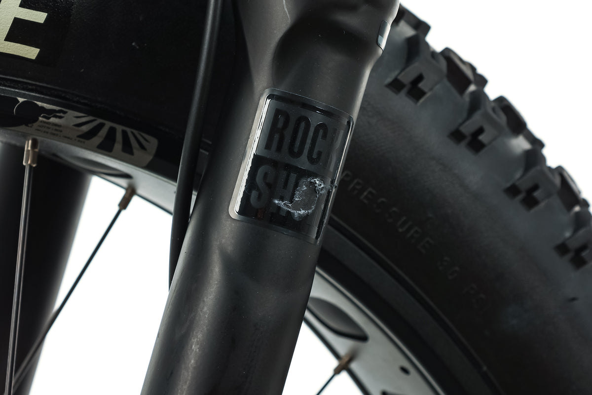26 Pollici Fat Bike Forcella Sospesa Escursione 140MM Pneumatico da 4,0 26 Pollici Fat Bike Forcella Sospesa Escursione 140MM Pneumatico da 4,0