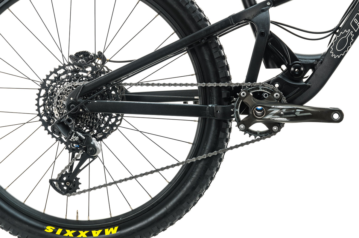 Canfield Balance Mountain Bike 2016, Medium The Pro's Closet The