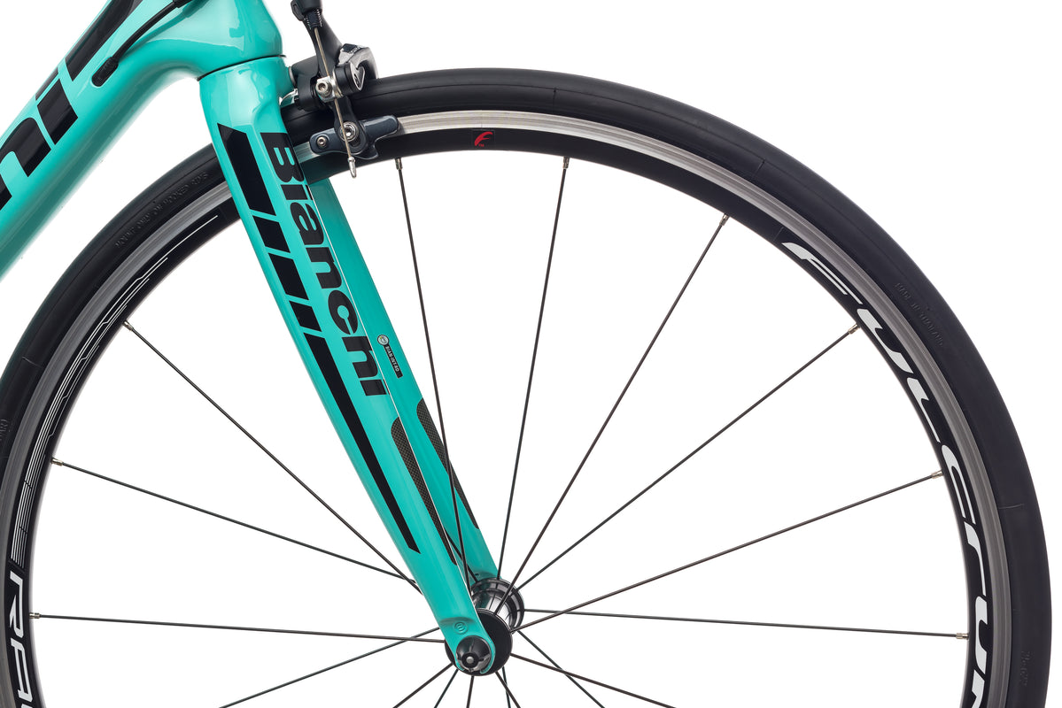 bianchi 2018 intenso ultegra road bike Bianchi Intenso Ultegra 55cm Bike - 2018