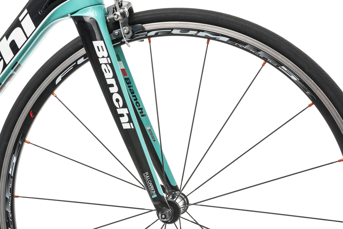 Bianchi Infinito CV Ultegra Compact Road Bike - 2014, 57cm | The Pro's Closet The Pro's Closet Bianchi Infinito CV Ultegra Compact Road Bike - 2014, 57cm | The Pro's Closet The Pro's Closet