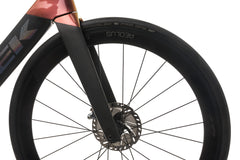 Trek Madone SLR 6 Disc Project One Road Bike - 2019, 58cm front wheel