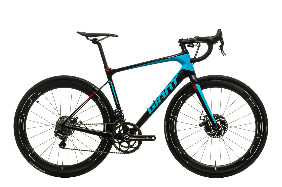 giant bicycles 2016 Giant Defy Advanced 1 Disc Road Bike - 2016, Med