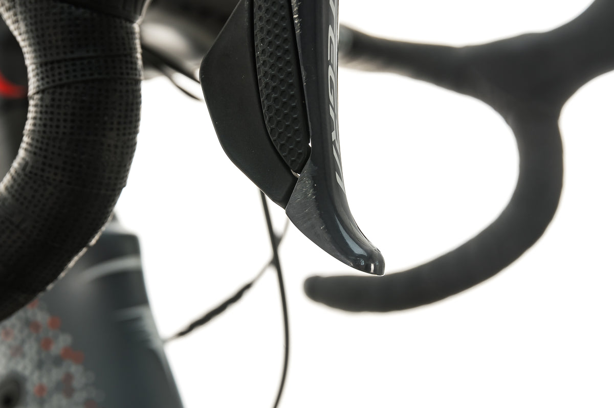 trek madone vs pinarello f12