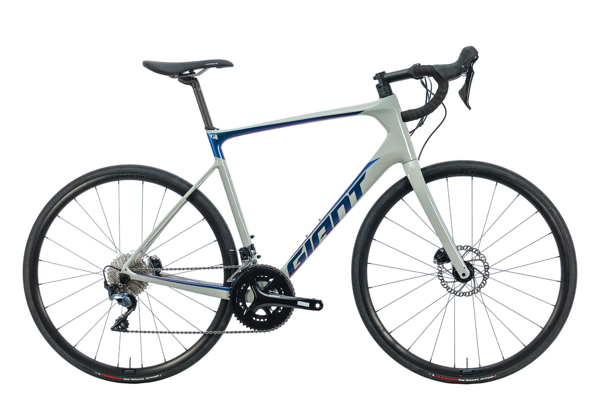Giant Defy Advanced Giant Bike 2021 Model Giant Defy Advanced Road Bike 2021, Large Weight, Price Giant Defy Advanced Giant Bike 2021 Model Giant Defy Advanced Road Bike 2021, Large Weight, Price
