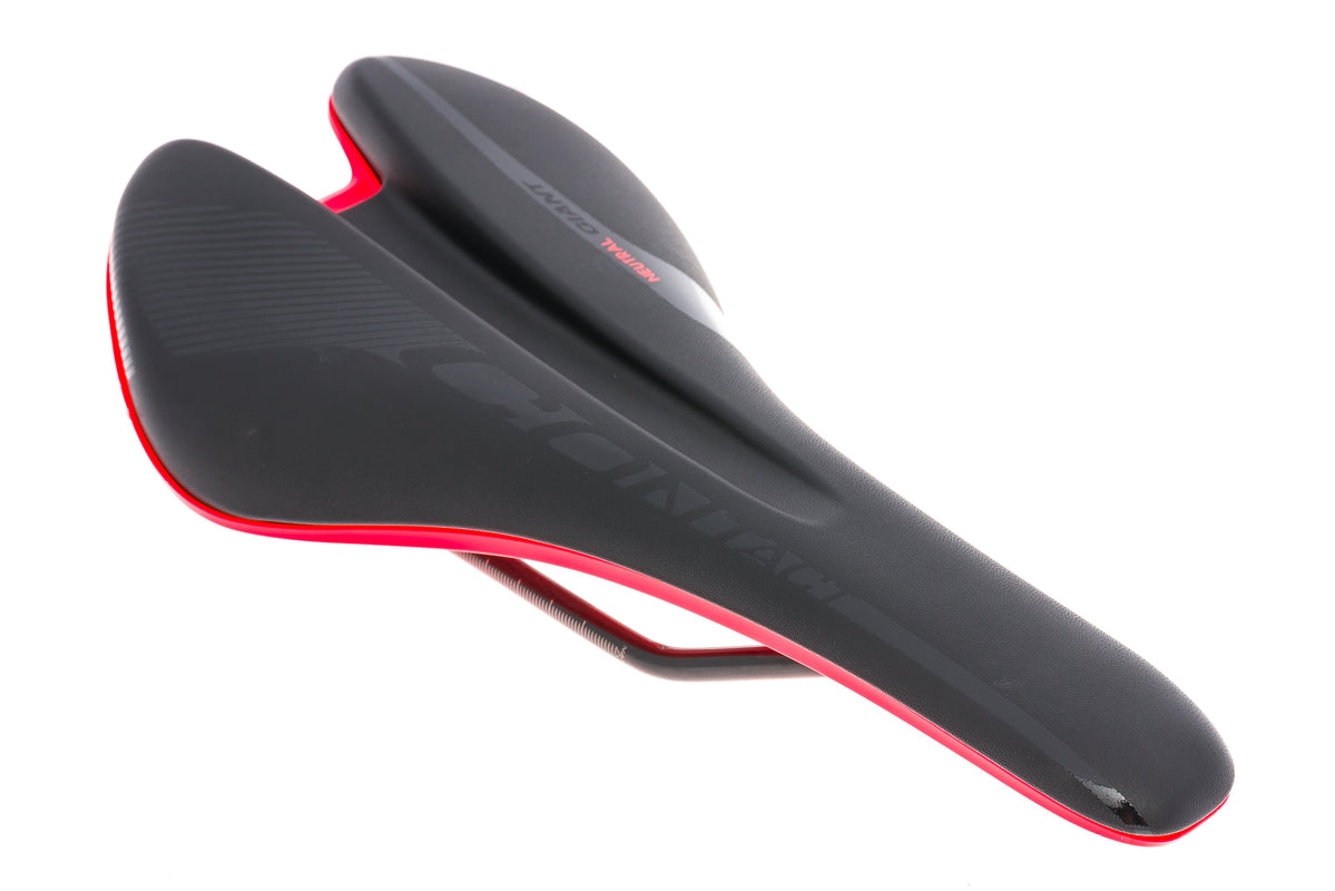 Giant Contact Neutral Saddle 140mm Cr-Mo Rails Black / Red drive side