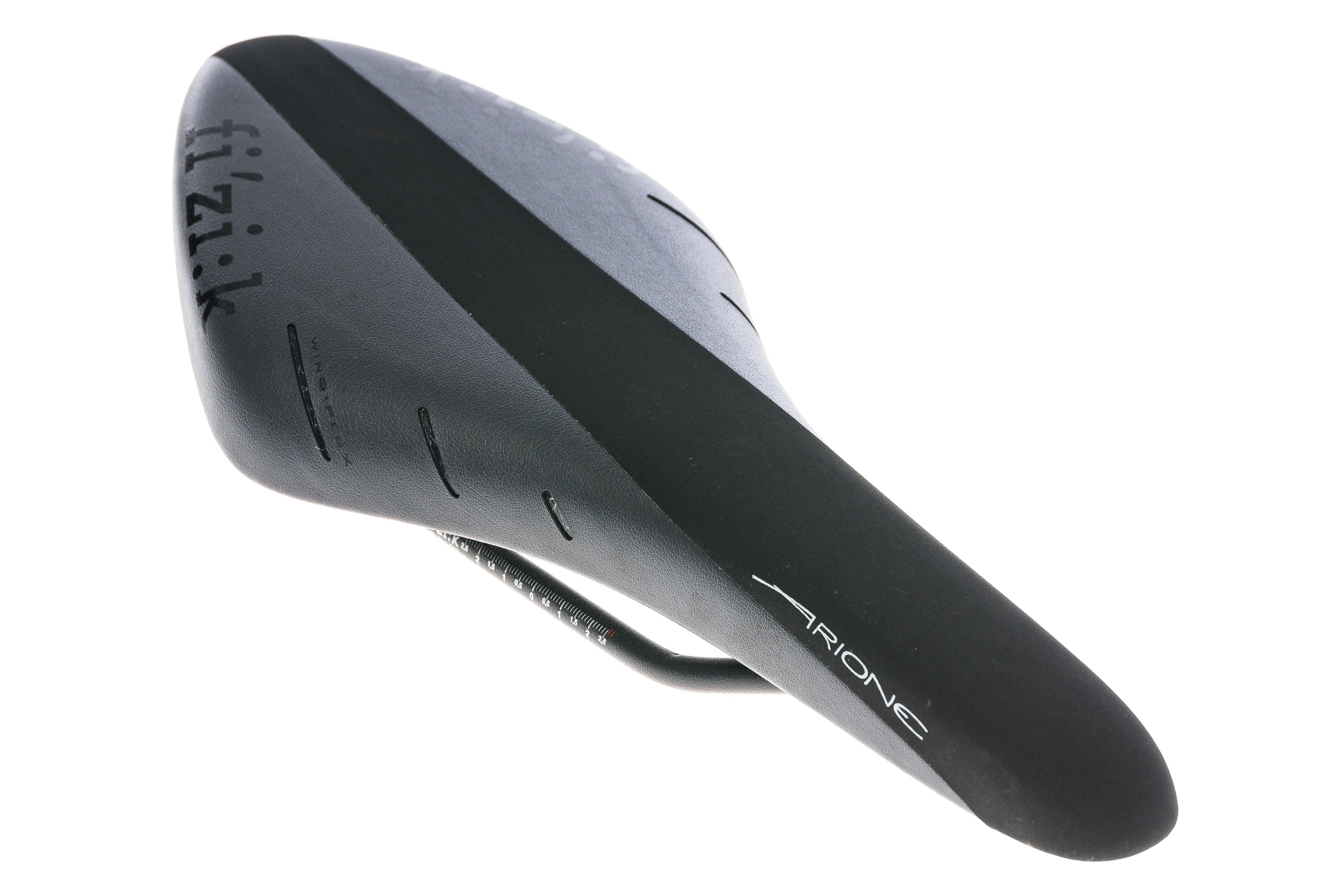 Fizik Arione R5 Saddle 126mm S Alloy Rails Black | The Pro