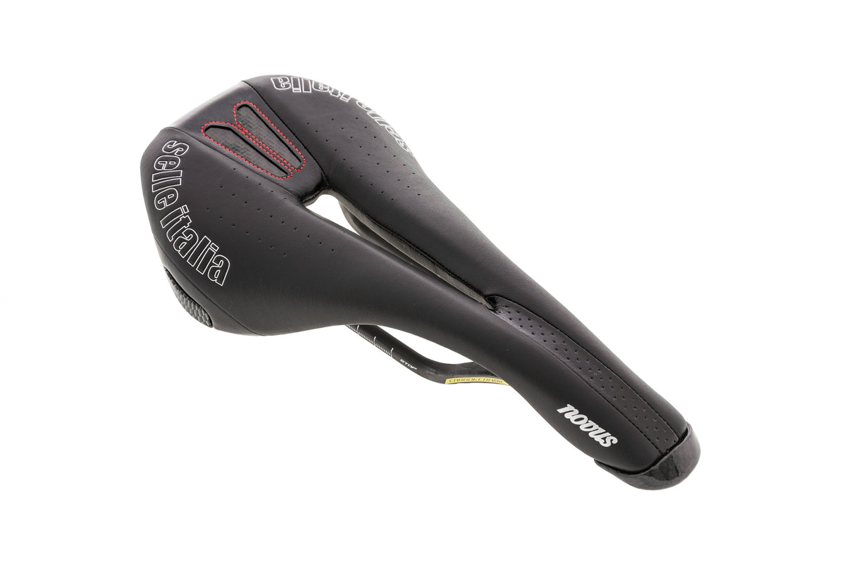 Selle Italia Novus Kit Carbonio Flow S2 Saddle The Pro's Closet