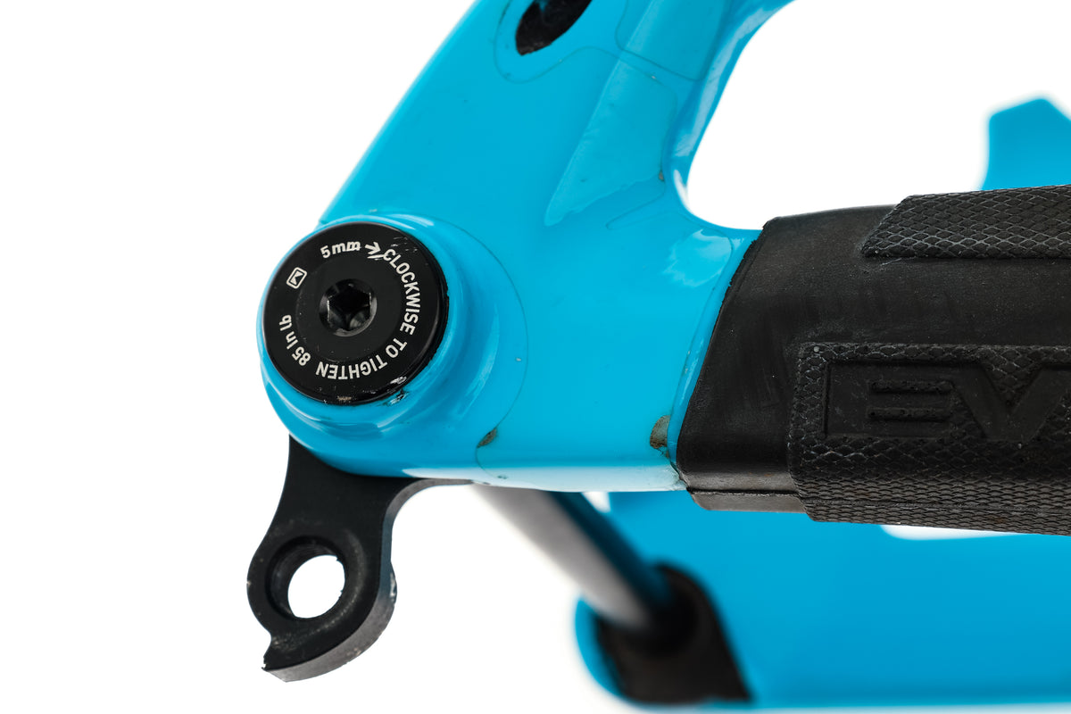 evil wreckoning frame weight