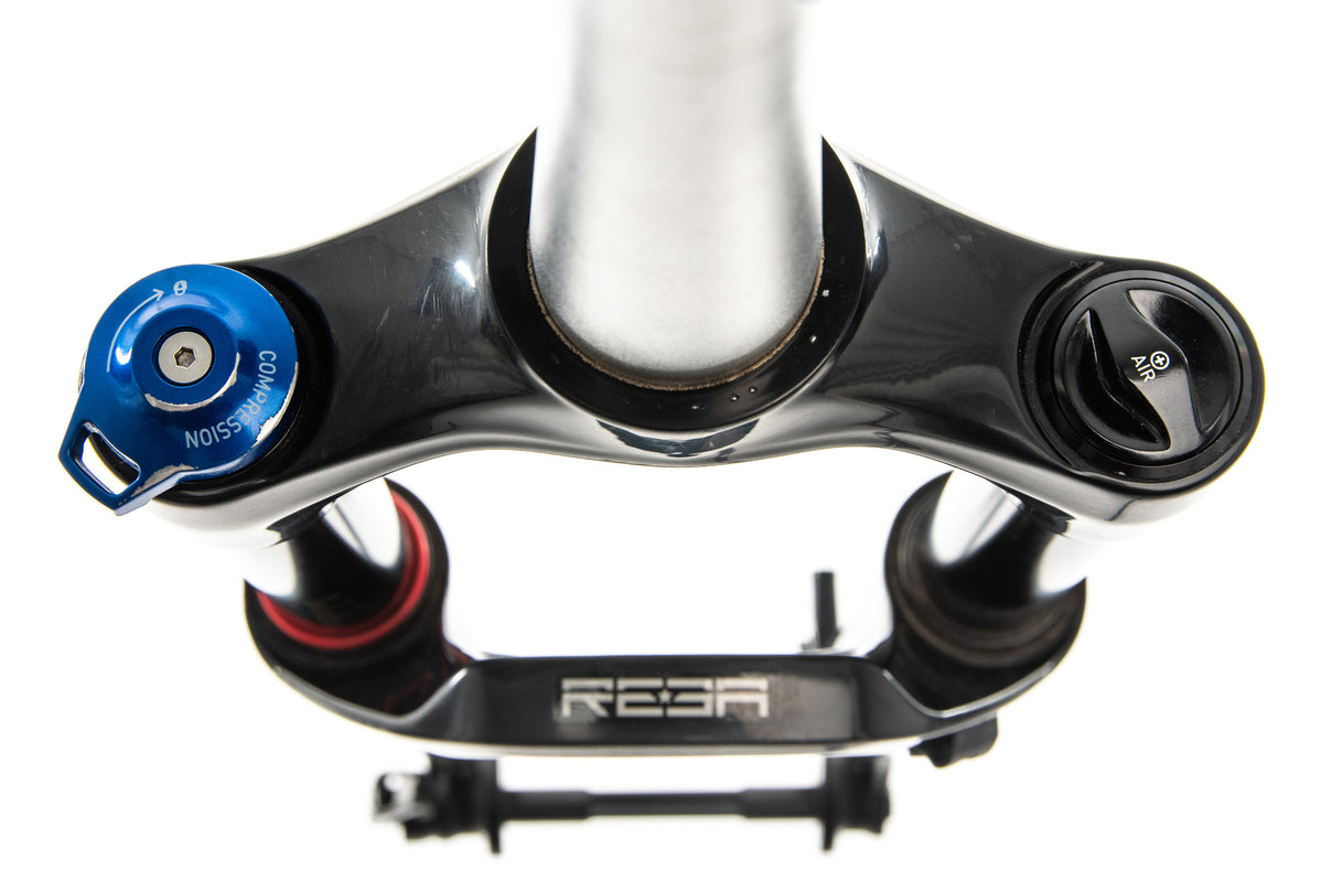 HOPP CARBON PARTS Topcap für Rock Shox SID RLC | Lockout Federgabeln HOPP CARBON PARTS Topcap für Rock Shox SID RLC | Lockout Federgabeln