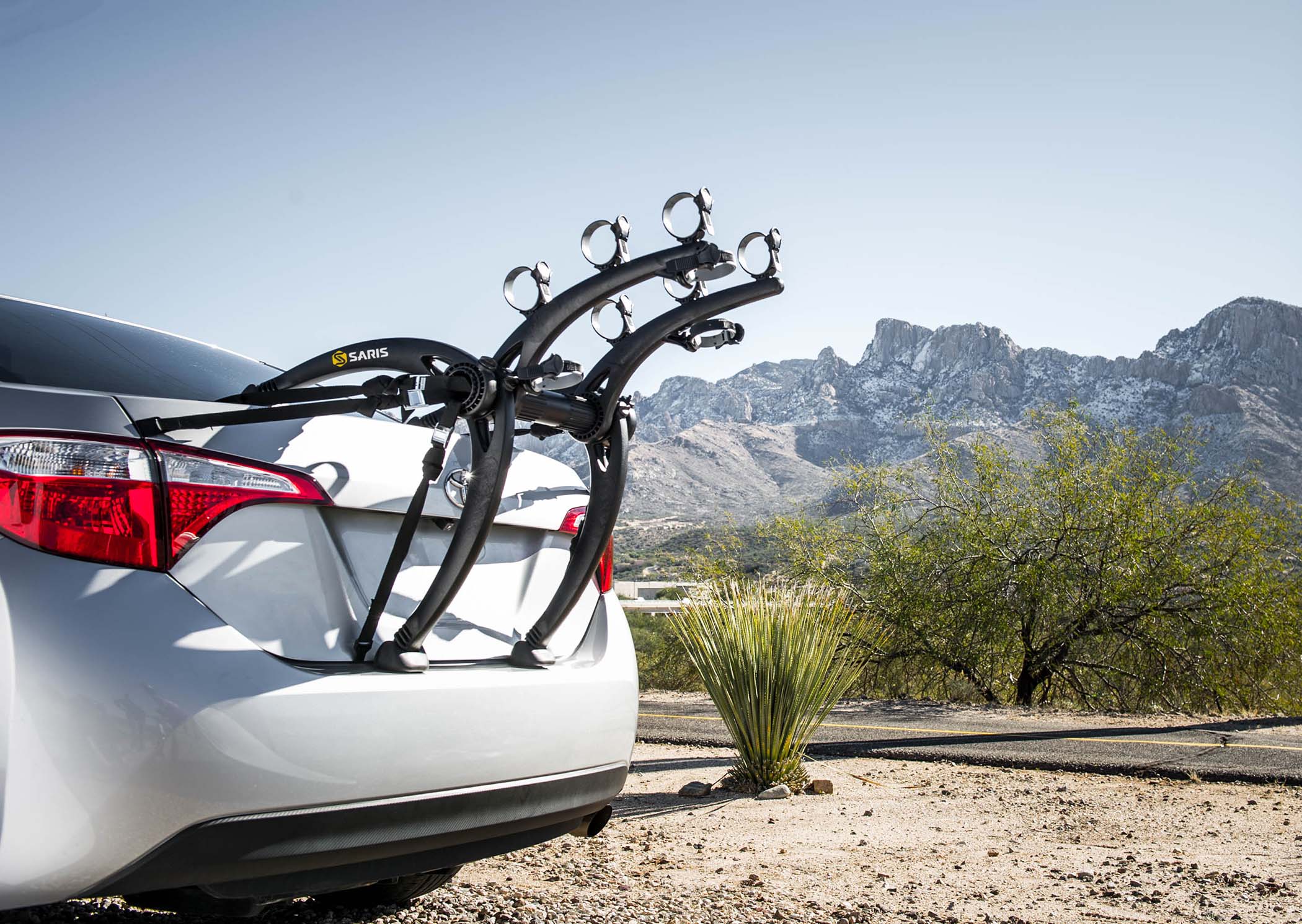 Trunk Mount Saris Bones Hitch Rack Trunk Mount Saris Bones Prius