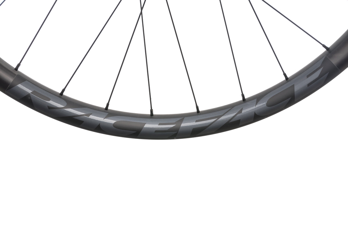 Race Face ARC 31 Carbon Tubeless 27.5