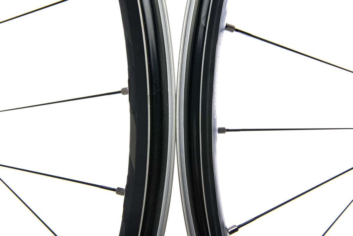 Shimano XTR WH-M9020-TL Carbon Tubeless 29" Wheelset front wheel