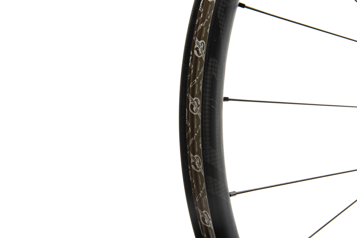 Roval Traverse Carbon Boost Tubeless 27.5" Front Wheel drivetrain